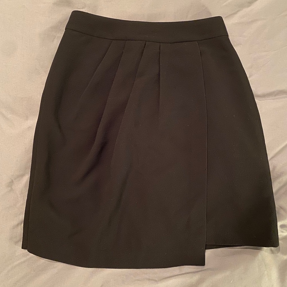 Club Monaco - Cute Black Skirt 🖤 NWT